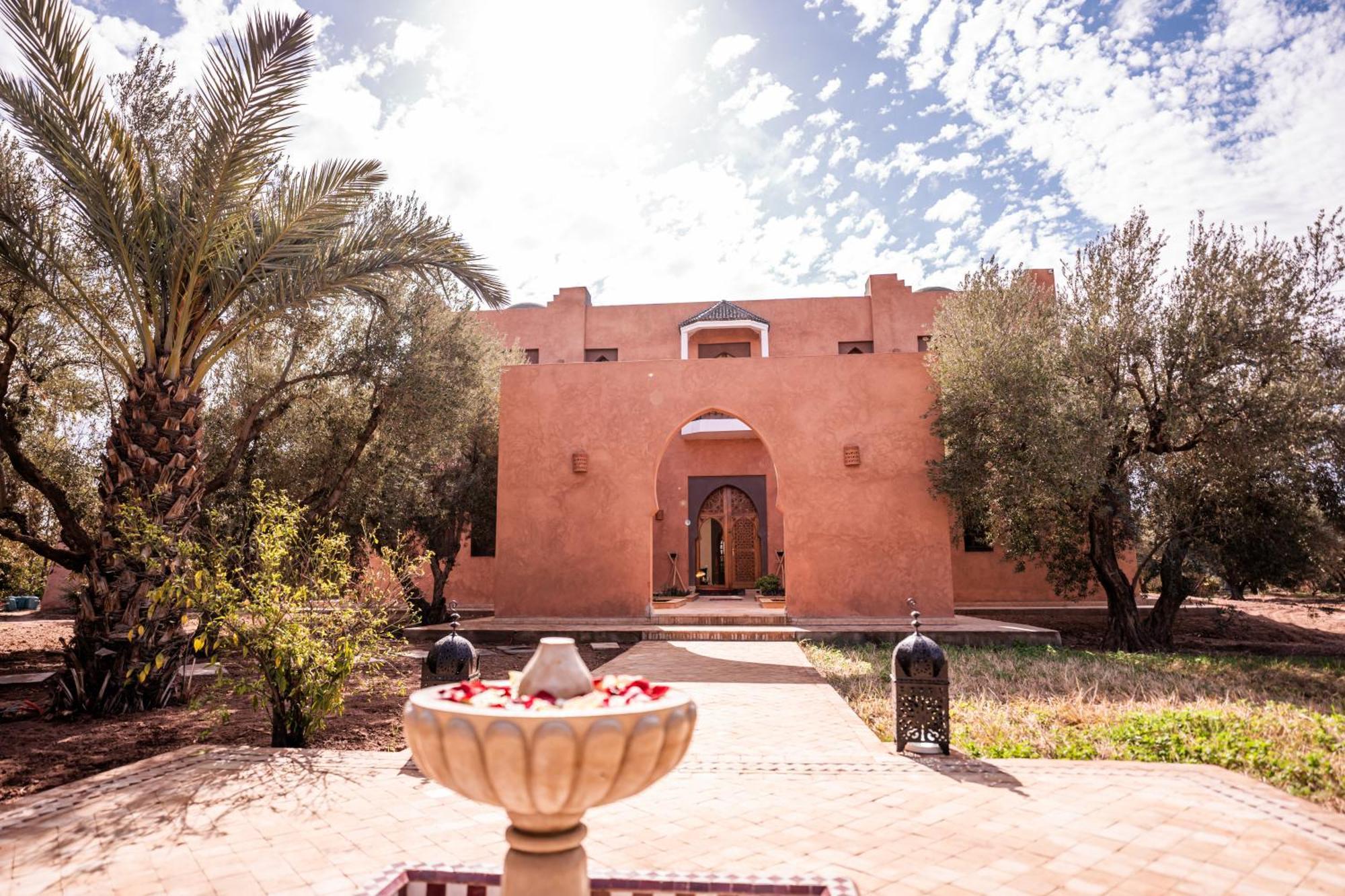 Ouled Bouzid Palais Menzah & Spa מראה חיצוני תמונה
