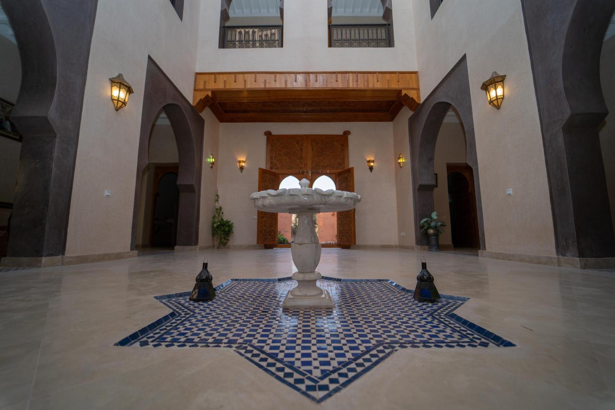 Ouled Bouzid Palais Menzah & Spa מראה חיצוני תמונה