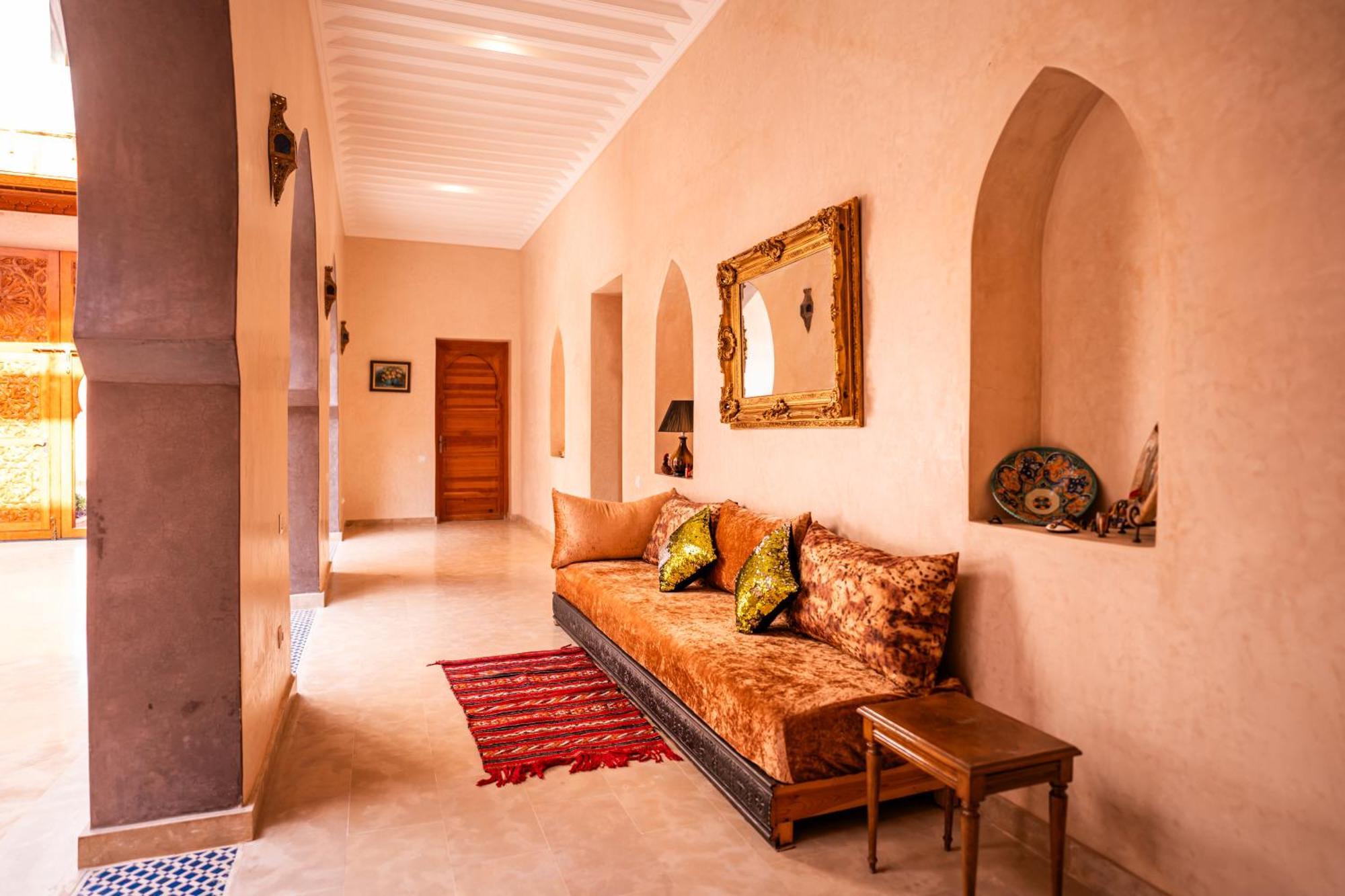 Ouled Bouzid Palais Menzah & Spa מראה חיצוני תמונה