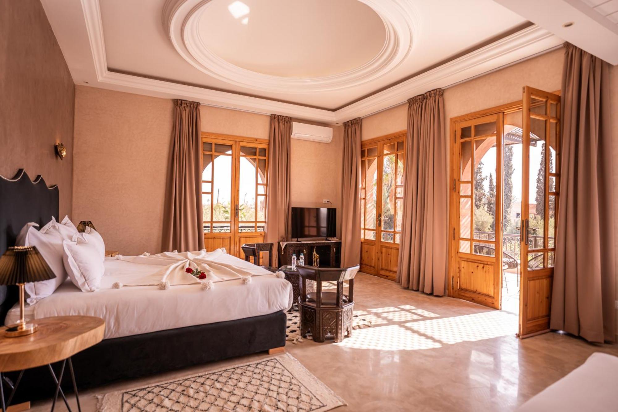Ouled Bouzid Palais Menzah & Spa מראה חיצוני תמונה