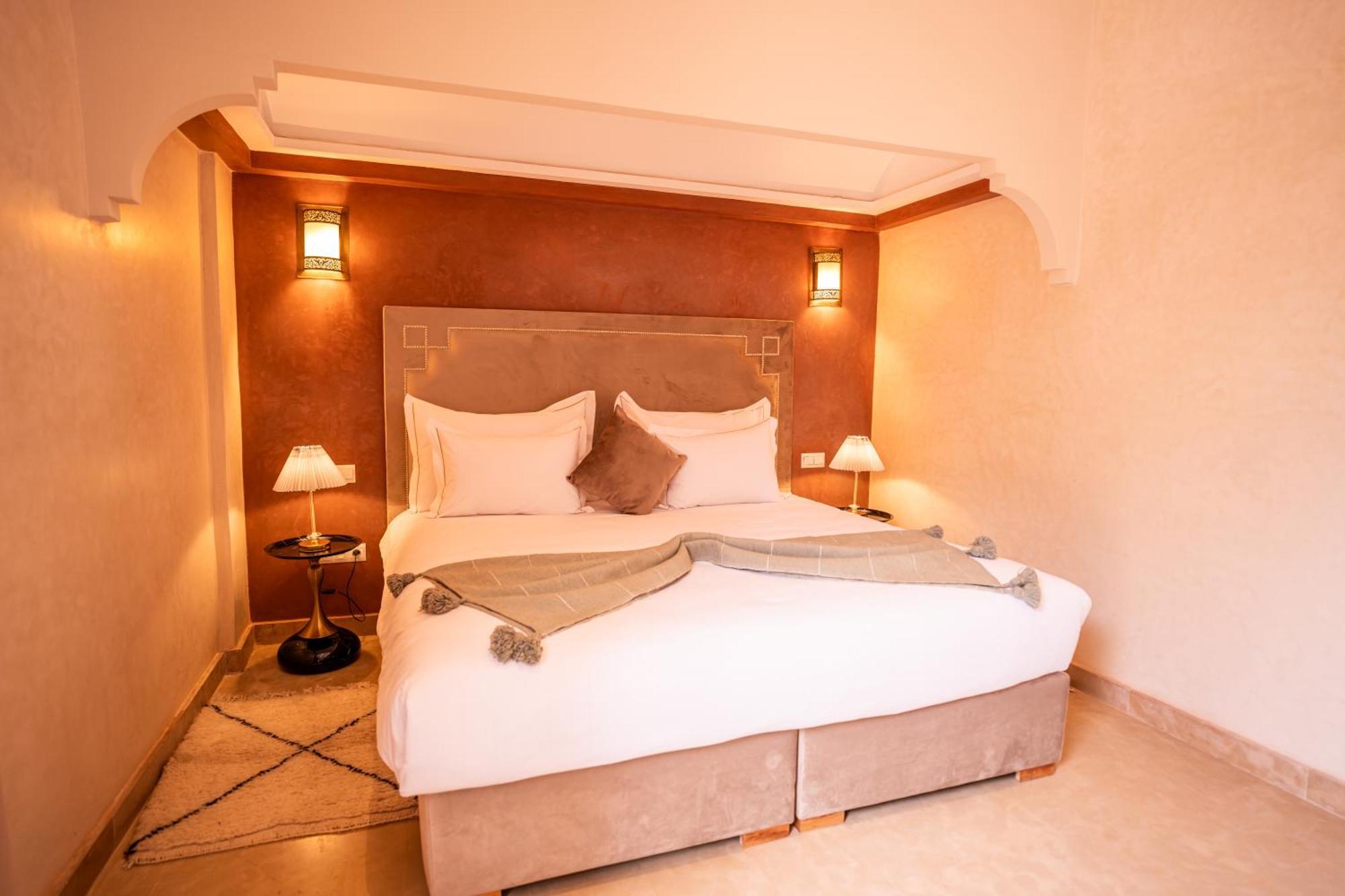 Ouled Bouzid Palais Menzah & Spa מראה חיצוני תמונה