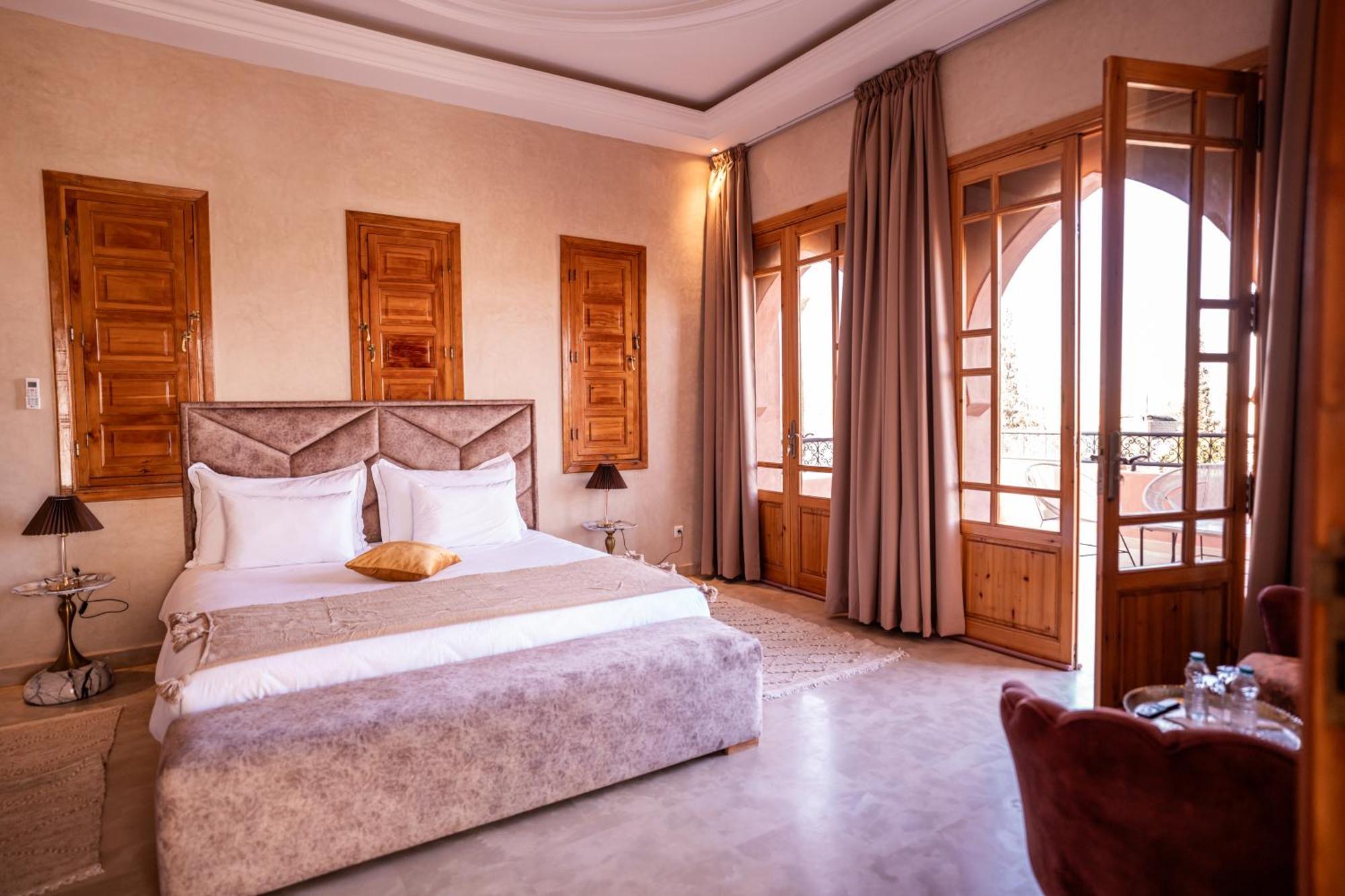 Ouled Bouzid Palais Menzah & Spa מראה חיצוני תמונה