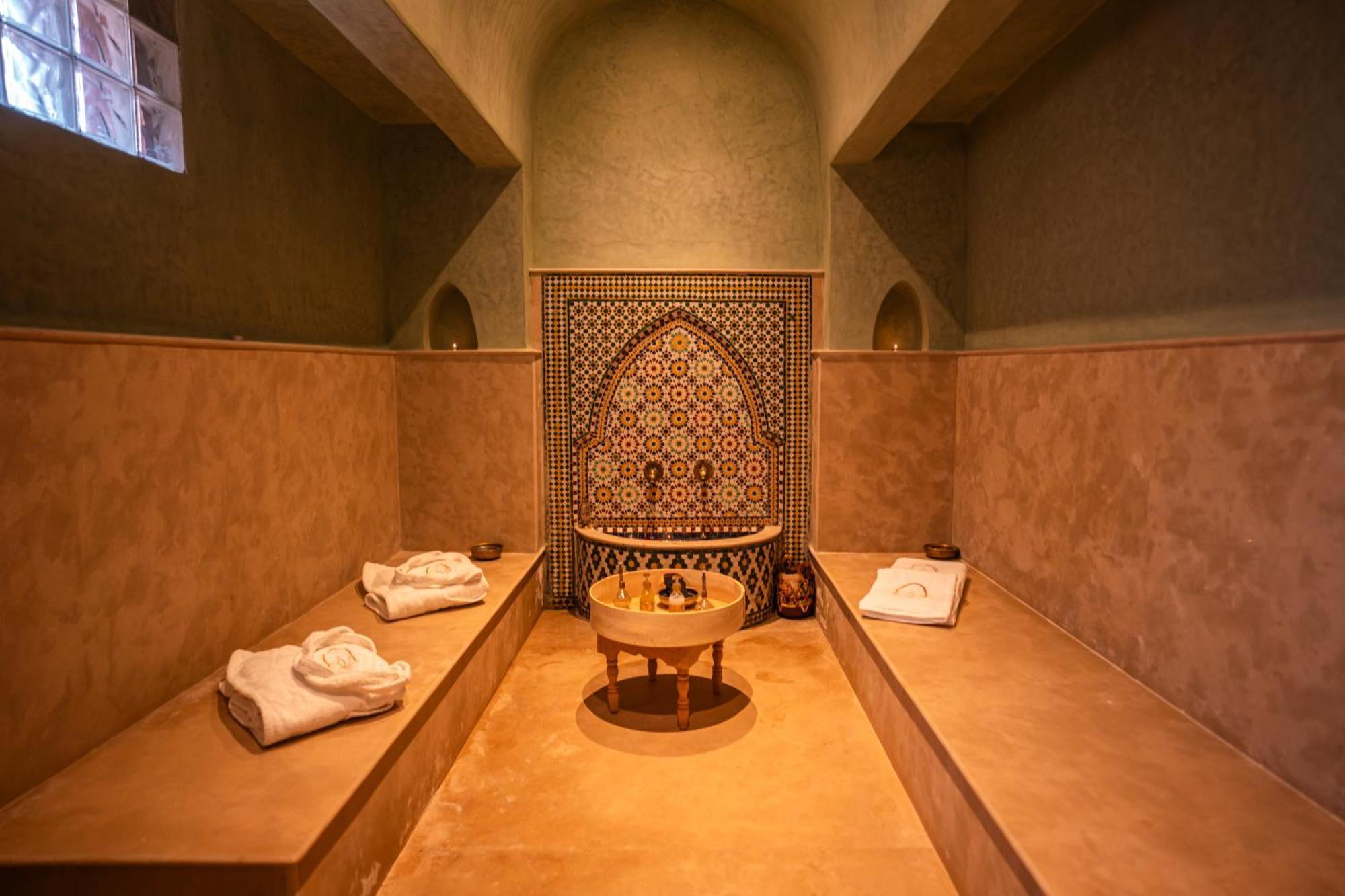 Ouled Bouzid Palais Menzah & Spa מראה חיצוני תמונה