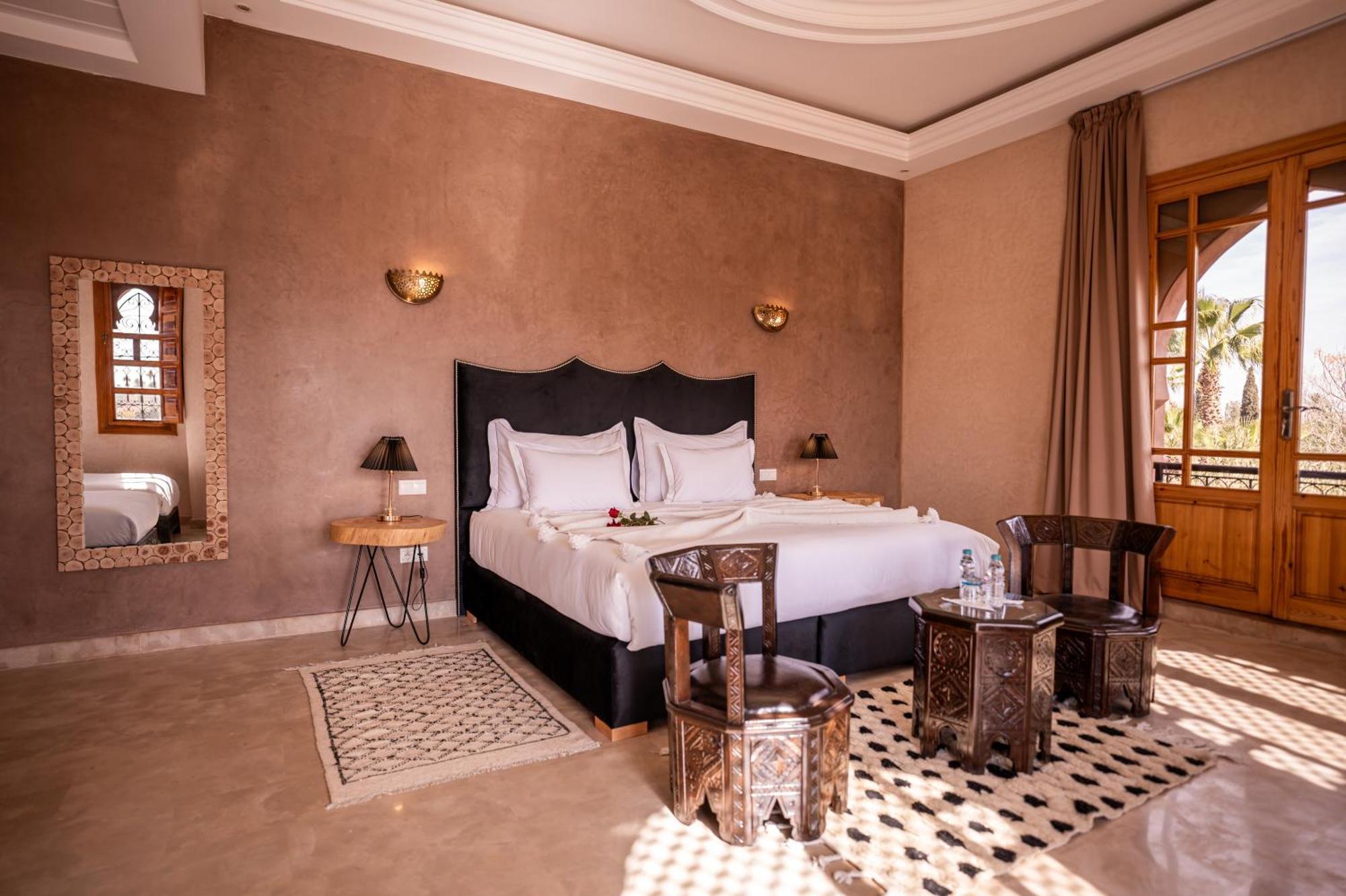 Ouled Bouzid Palais Menzah & Spa מראה חיצוני תמונה