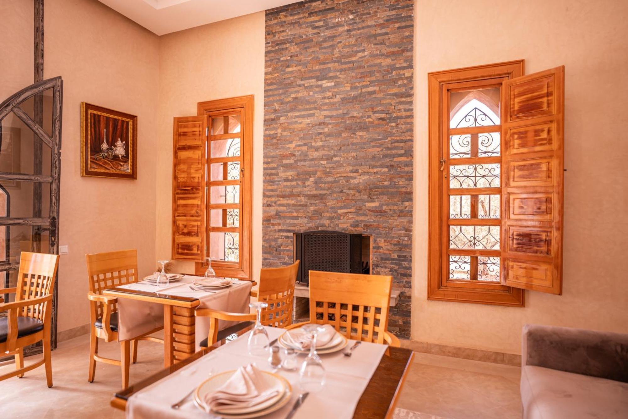 Ouled Bouzid Palais Menzah & Spa מראה חיצוני תמונה